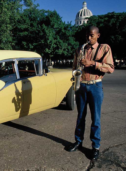 Joueur de saxo à La Havane